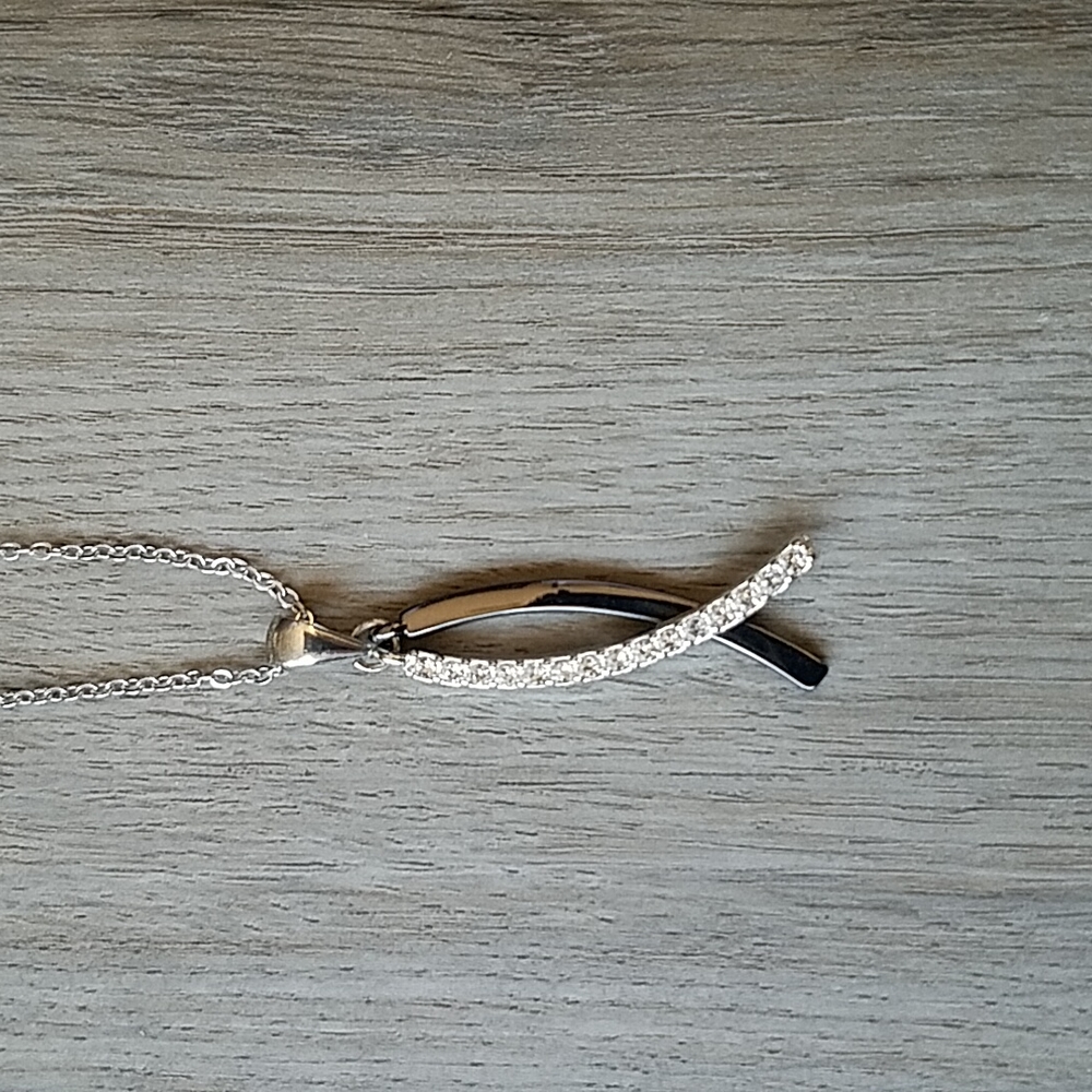 Premier Designs Necklace Silver Tone  NWT